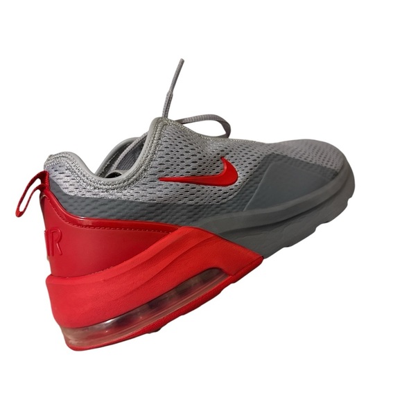 Nike Air Max Motion 2 Mens Red Grey Running Shoes in good conditions - Picture 9 of 12